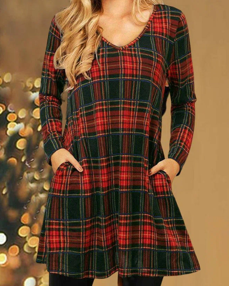 JO | Loose Christmas dress with check pattern
