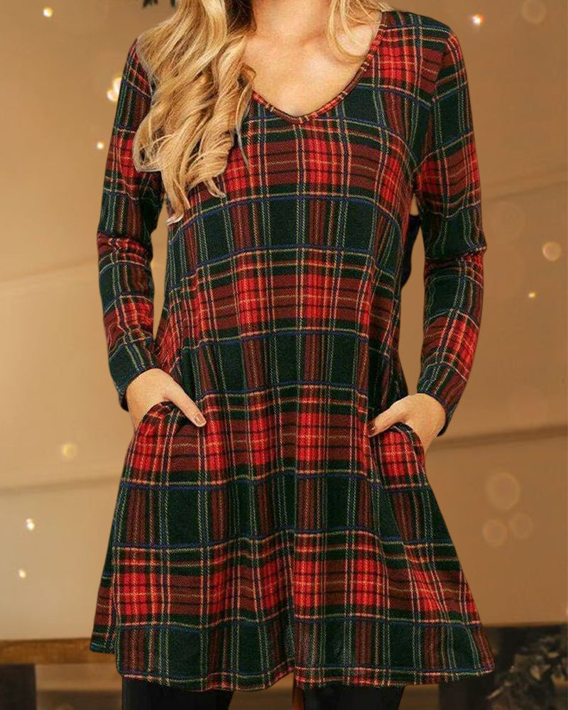 JO | Loose Christmas dress with check pattern