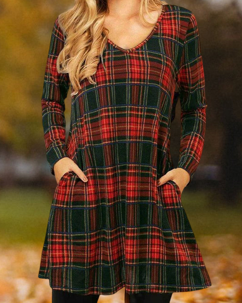 JO | Loose Christmas dress with check pattern