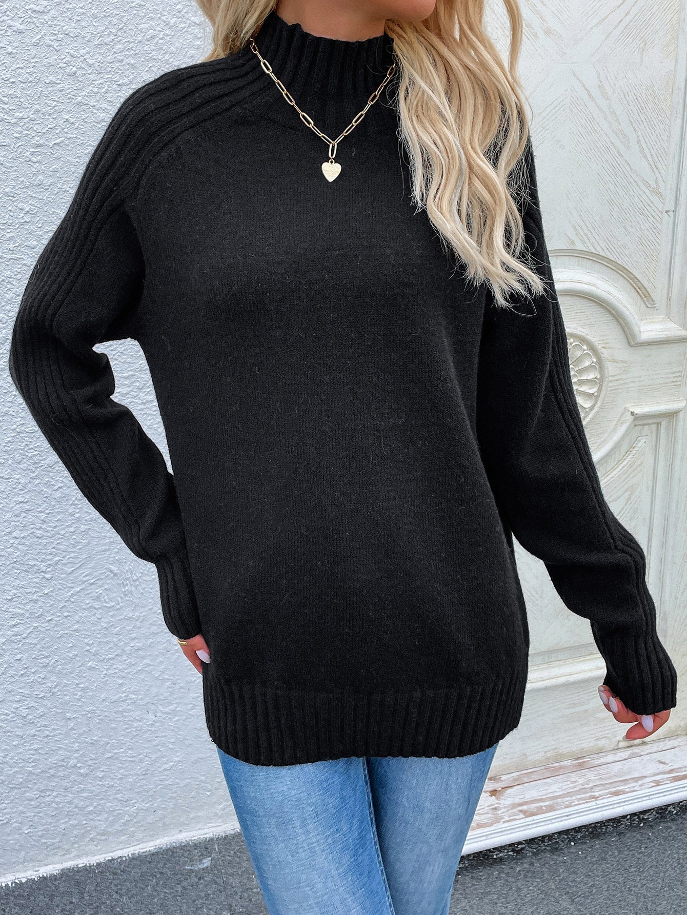 JO | Uncomplicated and trendy sweater